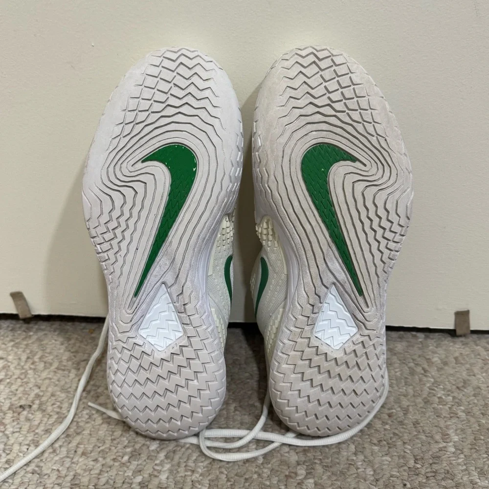 Nike Court Zoom Vapor 4 Rafa Nadal White and Kelly Green Sneakers Men’s Size 8.5